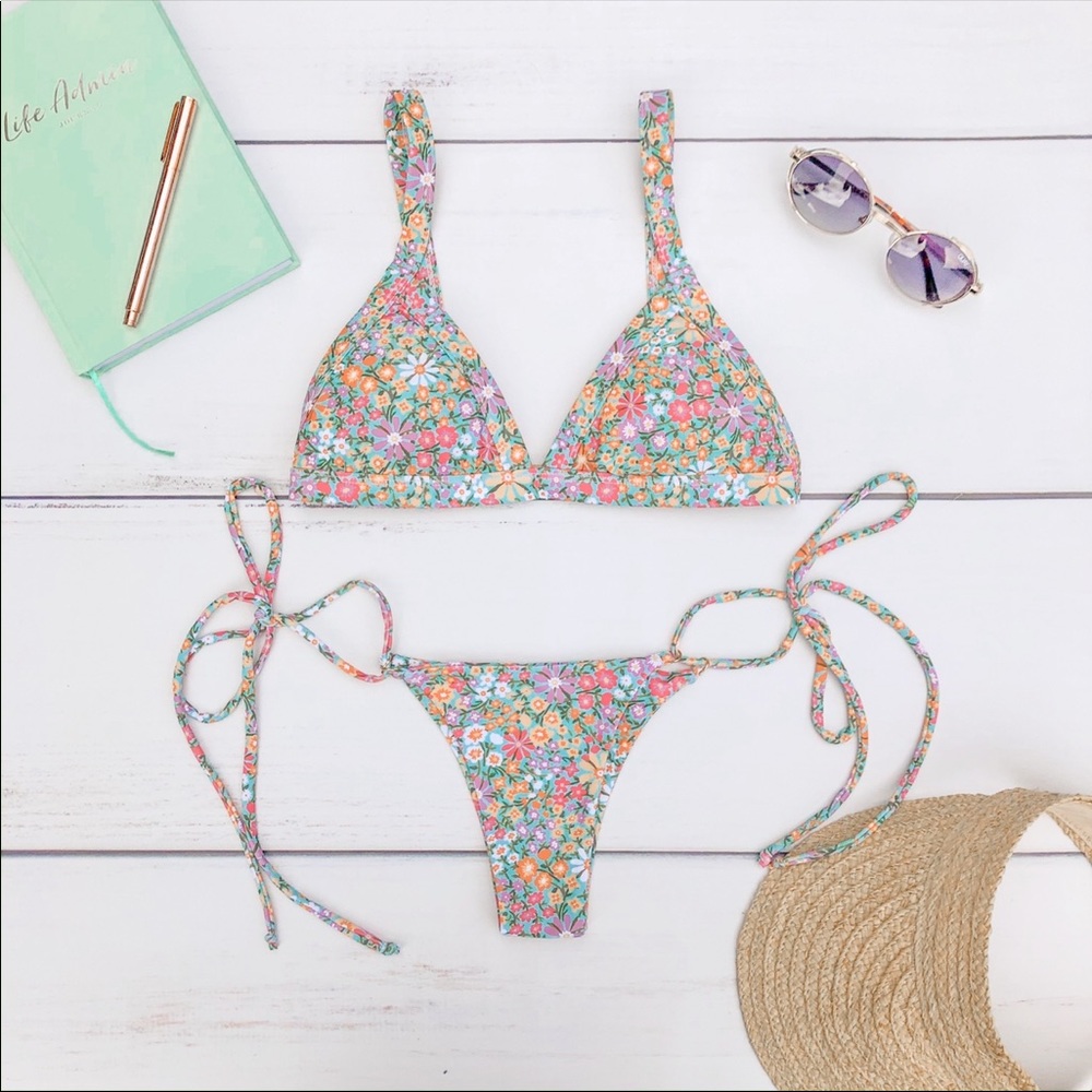 Kulani Kinis Set